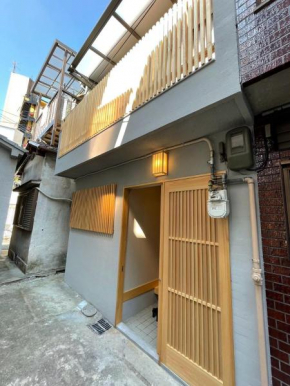Tamatsukan 玉津館, Detached Hse, JR Tsuruhashi 7min, Kansai Airport 關西空港 57 mins, Namba 6 mins, Nihonbashi 4 mins, Universal Studio 37 mins, Nara 30 mins, Early Check In